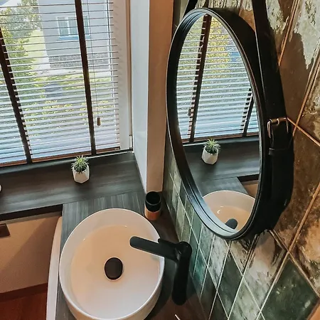 Apartment Tiny Oasis - Steps From Oldtown *